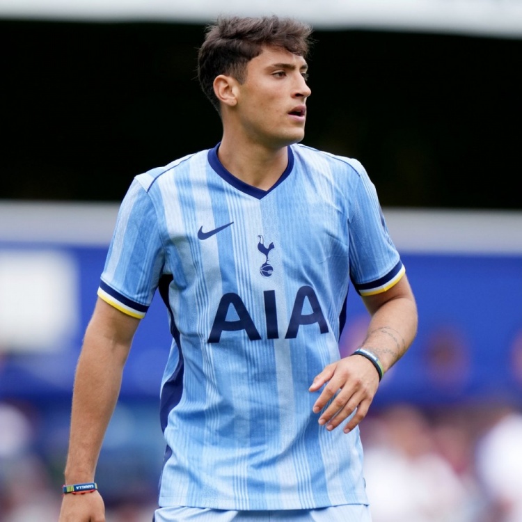 开云体育APP下载-巴媒：巴甲球队巴伊亚求购阿莱霍·贝利斯，已和热刺达成初步协议